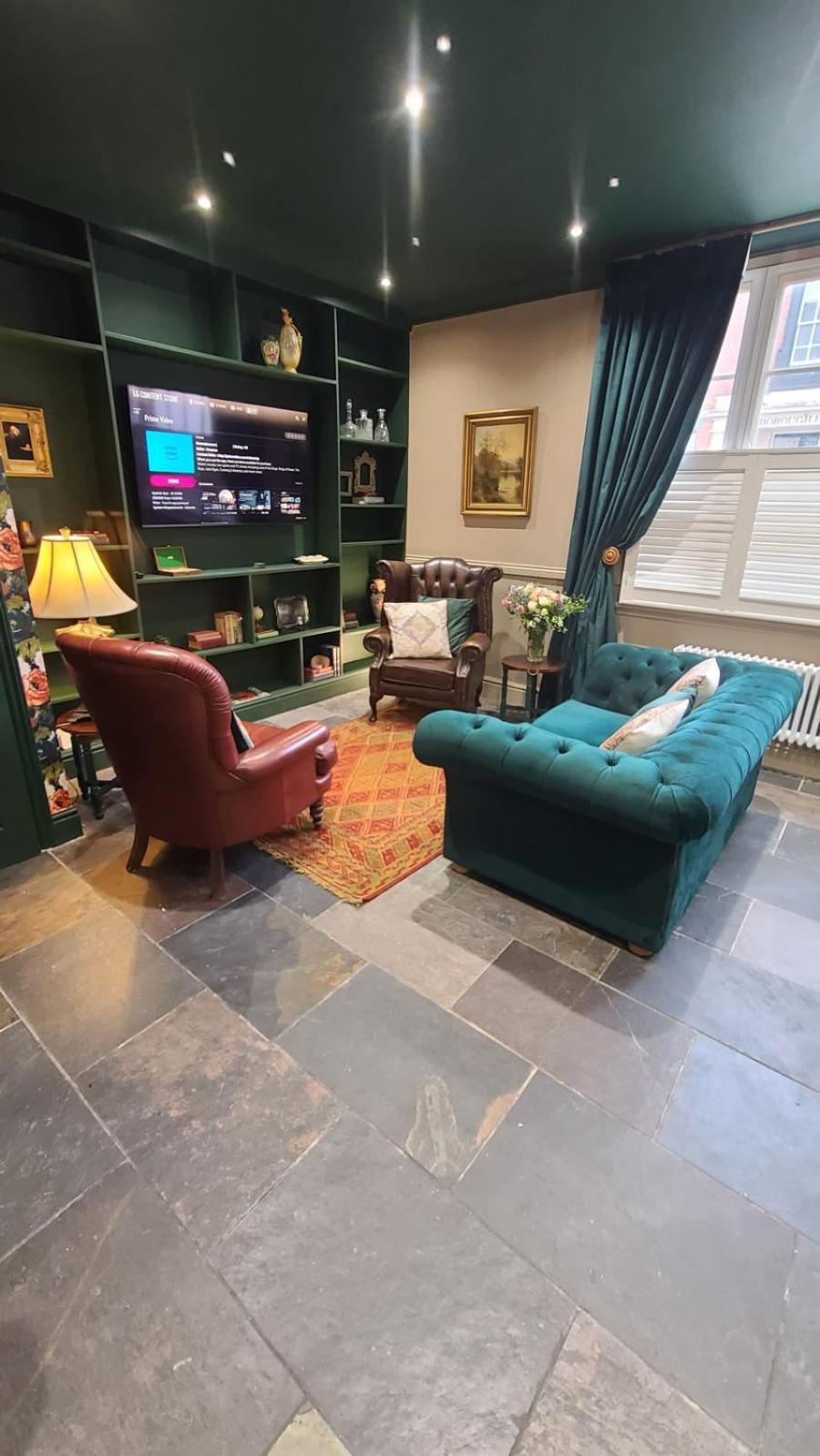 Samuels' A Duplex Apartment By Spires Accommodation In Lichfield City Centre Dış mekan fotoğraf