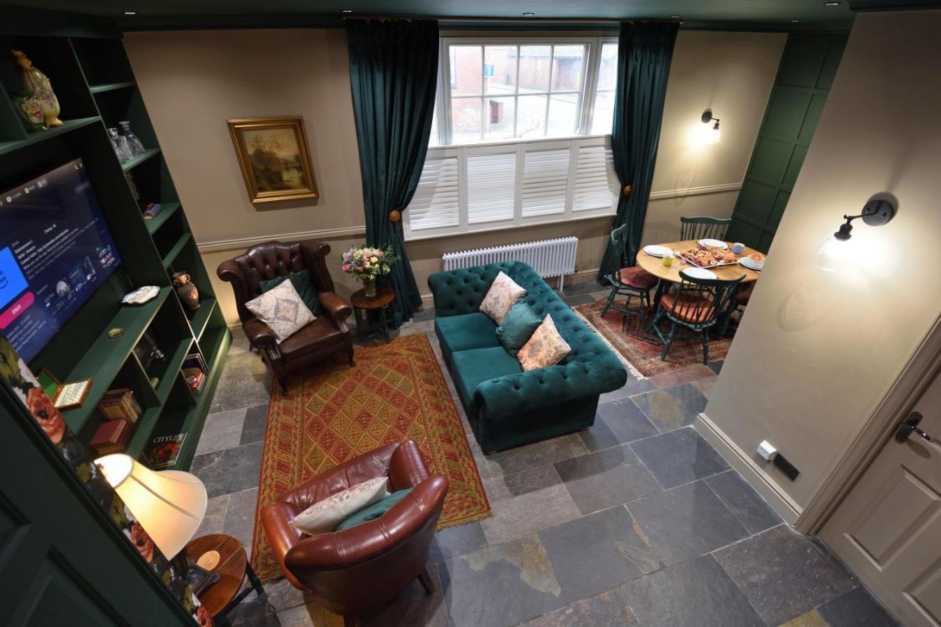 Samuels' A Duplex Apartment By Spires Accommodation In Lichfield City Centre Dış mekan fotoğraf